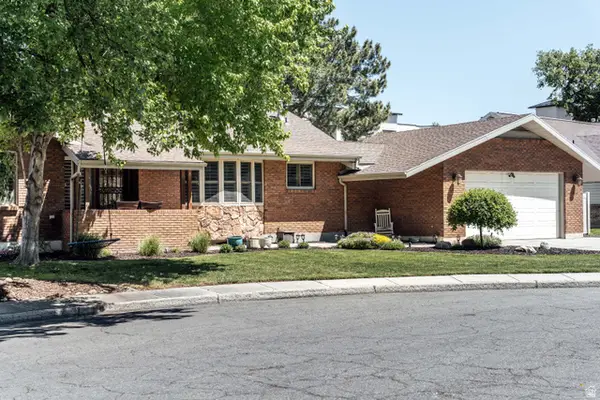 1069 E Birchbrook Cir S, Cottonwood Heights, UT 84047