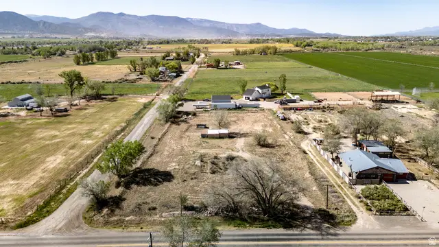 1211 W Midvalley Rd, Cedar City, UT 84721 - #1