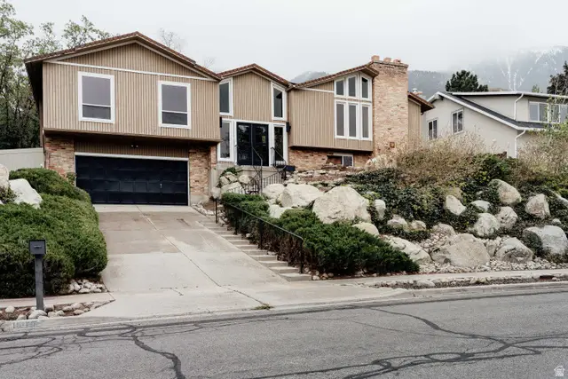 10077 S Majestic Canyon Rd E, Sandy, UT 84092 - #1