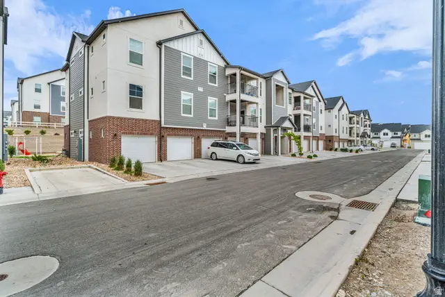863 N Coulsen Dr #H302, Saratoga Springs, UT 84045 - #2