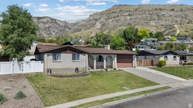 1571 E Cherokee Dr S, Pleasant Grove, UT 84062 - #2