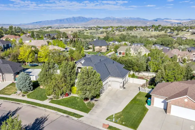 10475 N Canterbury Dr, Highland, UT 84003 - #2