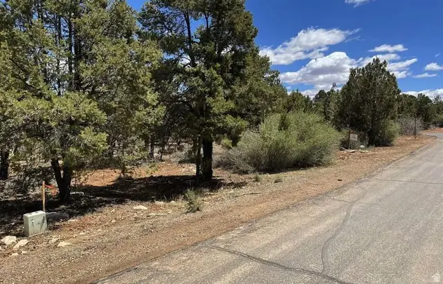 793 S Zion Dr, Kanab, UT 84741 - #3