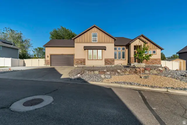 11829 S Pinnacle Acre Ct, Riverton, UT 84065 - #2
