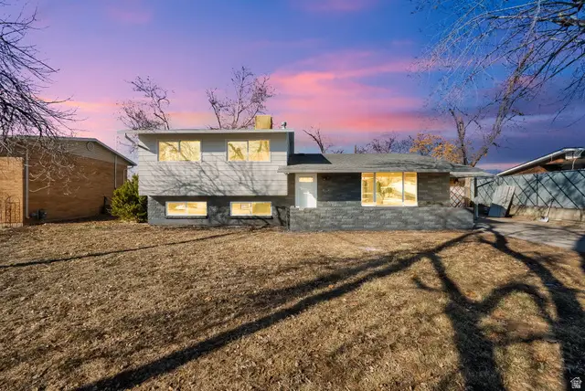 2054 W Mark St, Layton, UT 84041 - #1