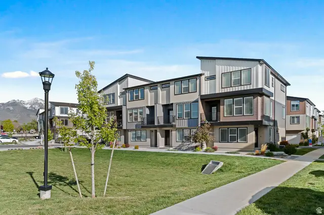 8307 S Durham St, Sandy, UT 84070 - #2