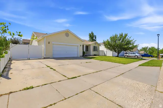 3448 S Hackberry Pl, Magna, UT 84044 - #2