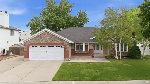 964 W Chesterbrook Cv, Murray, UT 84123 - #2