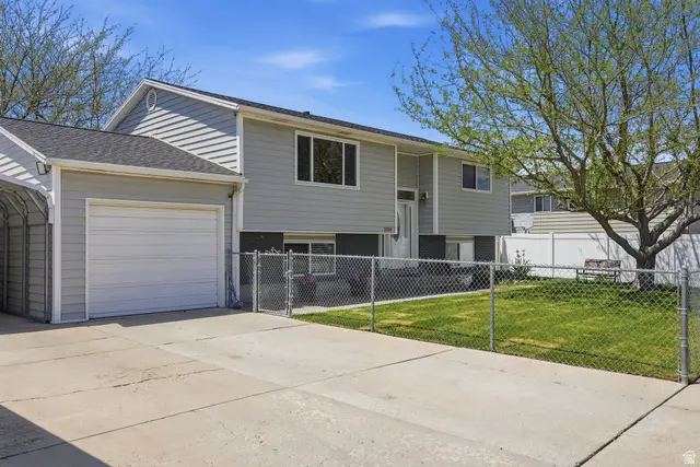 3299 W Royalwood Dr S, Taylorsville, UT 84129 - #3