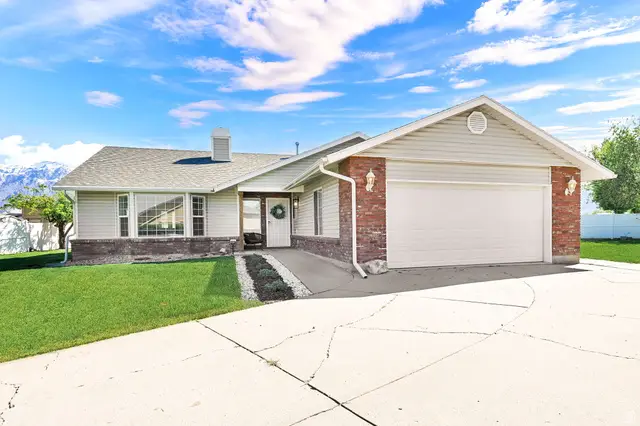 2476 W Clydesdale Ct. N, Farr West, UT 84404 - #1