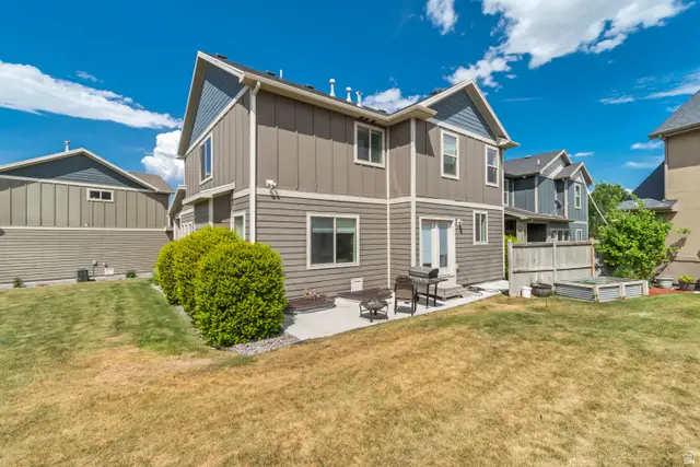 8069 N Quarter Mile Dr, Eagle Mountain, UT 84005 - #2