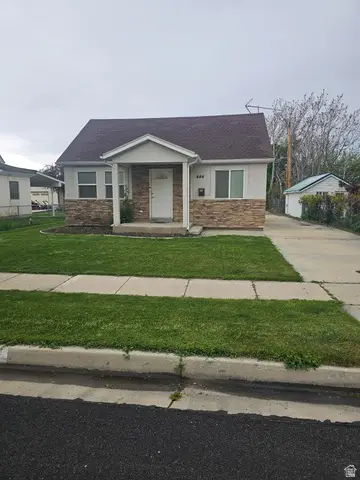 444 S 100 E, Springville, UT 84663