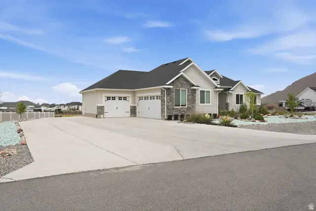 1547 E Owen Cv, Lake Point, UT 84074 - #2