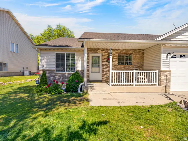307 N Peach St, Santaquin, UT 84655 - #1