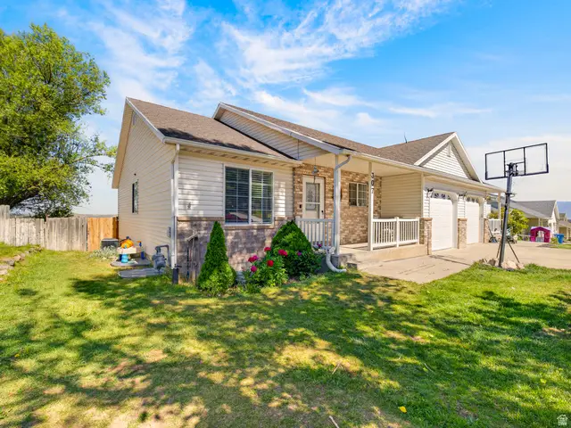 307 N Peach St, Santaquin, UT 84655 - #2