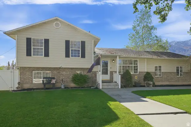 415 E 400 N, Santaquin, UT 84655 - #1