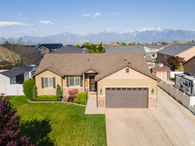 8273 S Skyline Arch Dr W, West Jordan, UT 84081 - #2