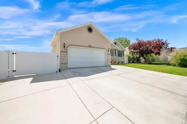 4645 W Emma Mine Dr, Herriman, UT 84096 - #2
