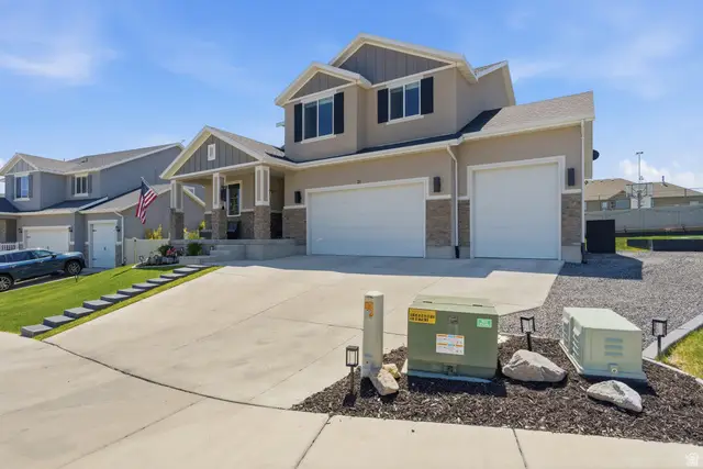 21 W Swainson Ave, Saratoga Springs, UT 84045 - #2