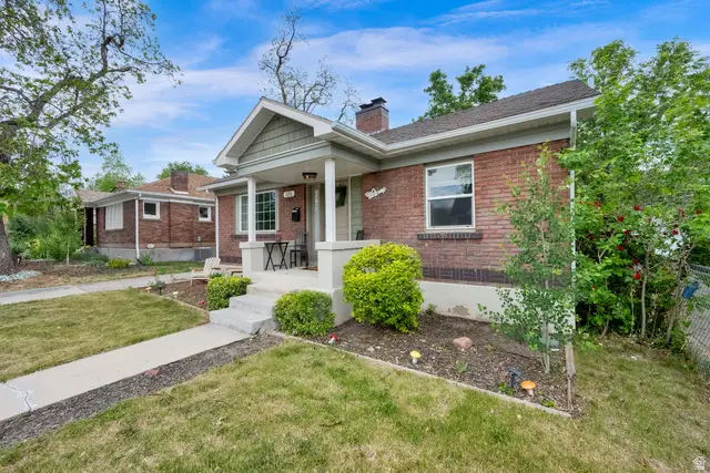 1216 E Crandall Ave, Salt Lake City, UT 84106 - #2