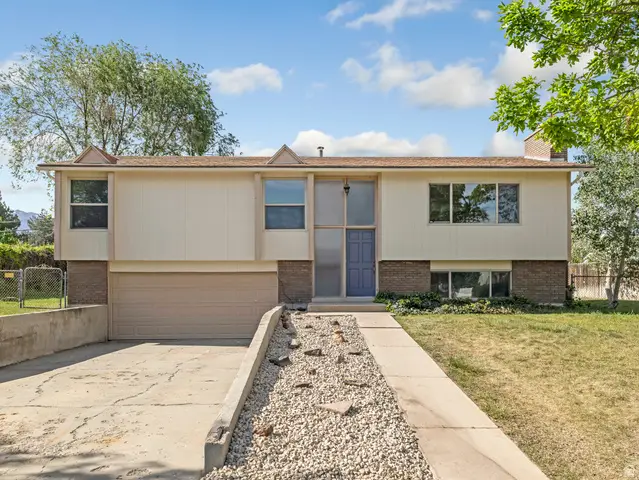 1384 E Sudbury Ave, Sandy, UT 84093 - #1