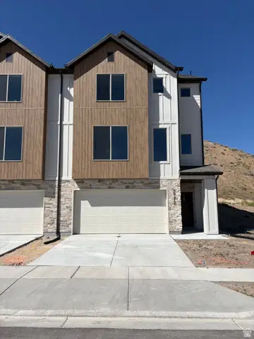 2196 W Cape Fox Way #218, Lehi, UT 84048