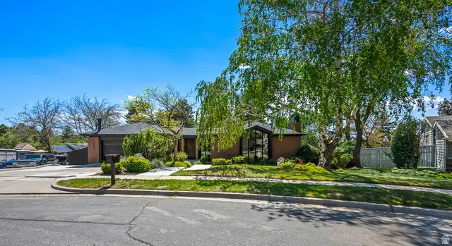 3545 E Avondale Dr, Cottonwood Heights, UT 84121 - #1