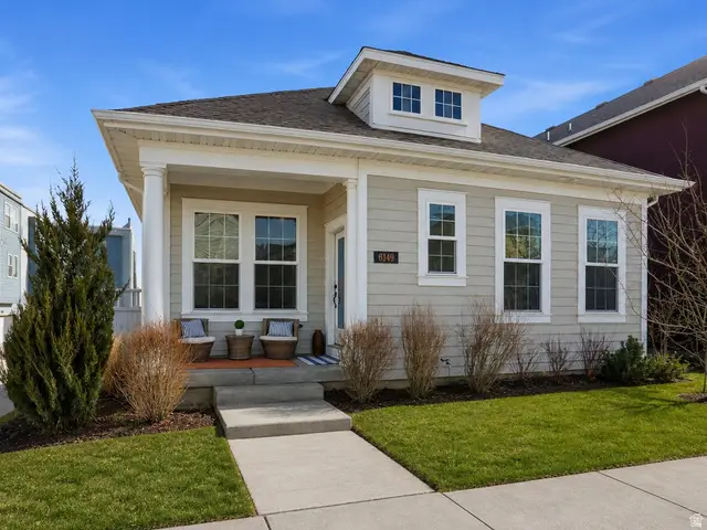 6149 W Moon Valley Dr, South Jordan, UT 84009 - #2
