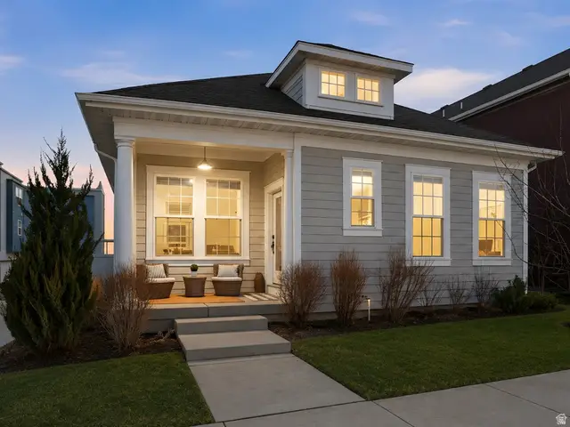 6149 W Moon Valley Dr, South Jordan, UT 84009 - #3