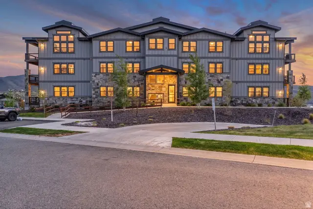 1121 W Helling Cir #302, Heber City, UT 84032 - #2