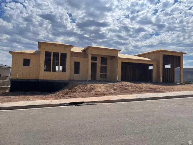 709 S 1360 W, Hurricane, UT 84737 - #1