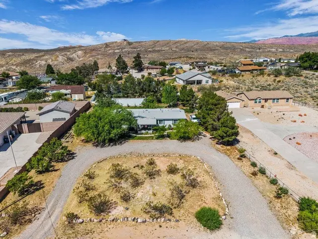 1614 S Chaparell Dr, Toquerville, UT 84774 - #2