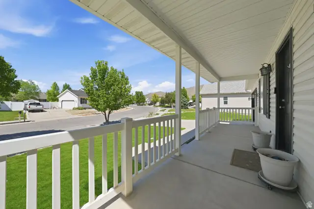 2144 E Easter Dr, Eagle Mountain, UT 84005 - #3