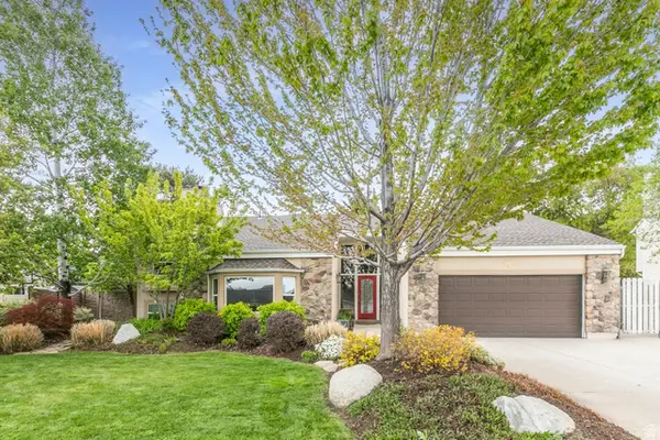 10183 S Hickory Point Dr, Sandy, UT 84092