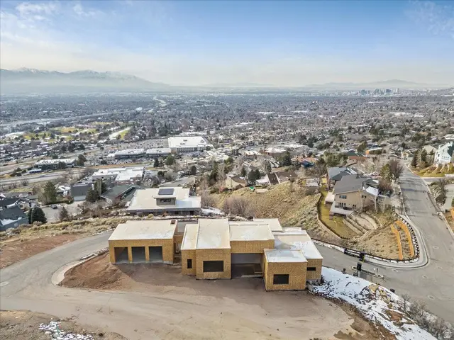 2379 S Cannon Dr, Salt Lake City, UT 84109 - #2