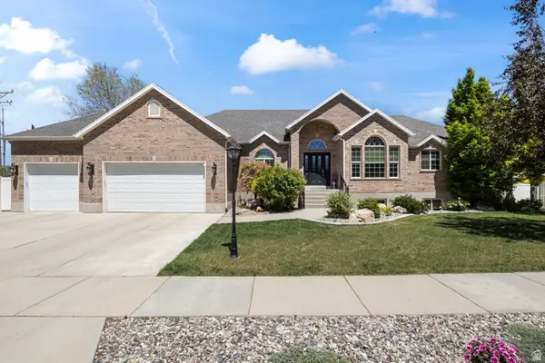 313 E Golden Pheasant Dr S, Draper, UT 84020