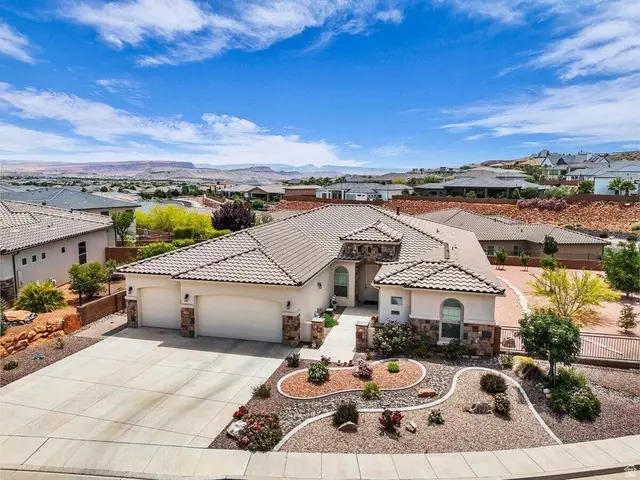 2030 N Reserve Pkwy, Washington, UT 84780 - #2