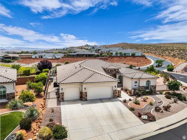 2030 N Reserve Pkwy, Washington, UT 84780 - #3