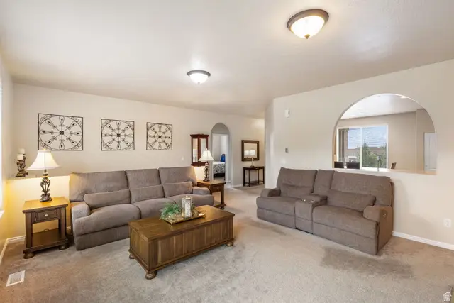6682 S Townley St, West Jordan, UT 84081 - #3