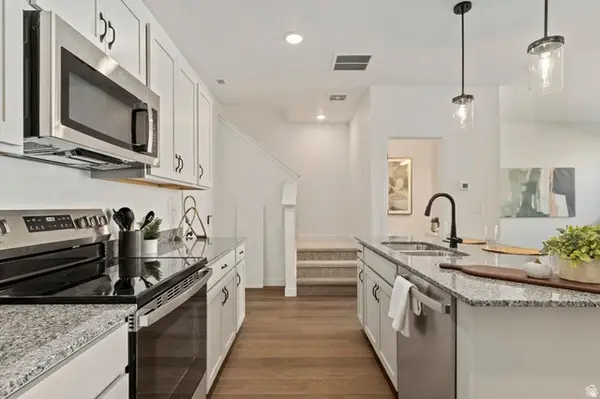 2858 S Kinsey Ct W #39, West Valley City, UT 84128
