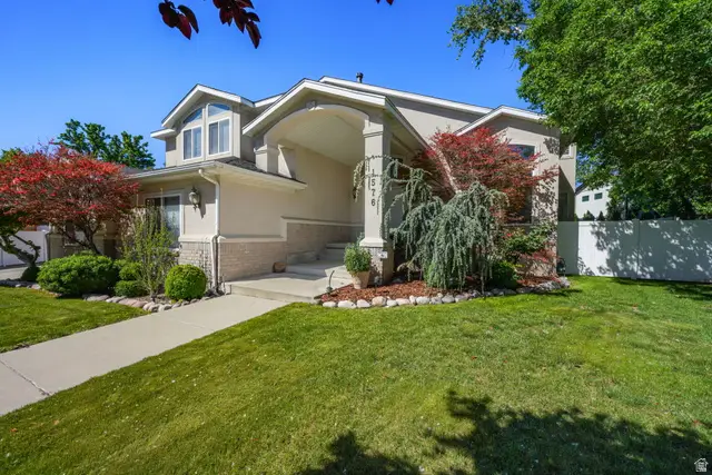 1576 E Bridlebrook Cir S, Salt Lake City, UT 84117 - #2