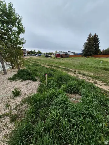 411 N Sunrise Dr, Garden City, UT 84028 - #3