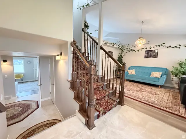 681 E Abbottsford Ct S, Sandy, UT 84070 - #2