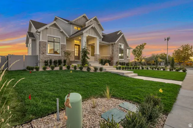 695 W Hidden Farm Dr, Farmington, UT 84025 - #3