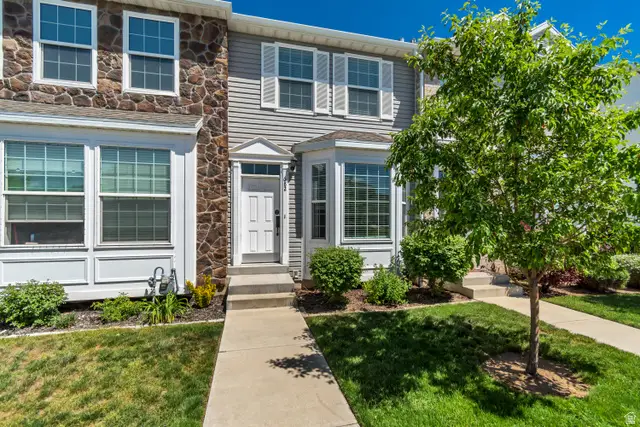 682 N 220 E, Salem, UT 84653 - #2