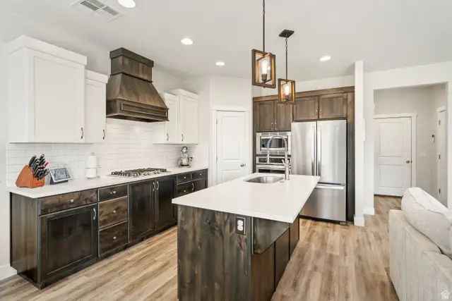 1562 E Sunshine Cir, Saint George, UT 84790 - #2