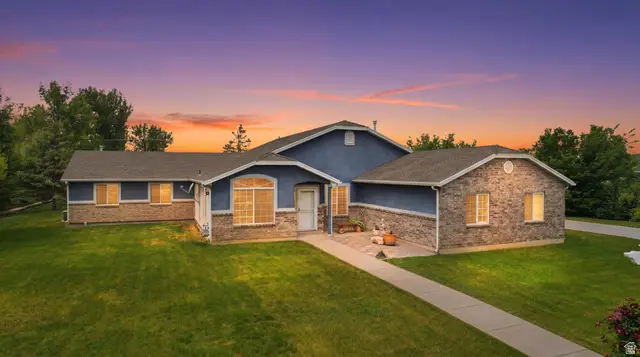 3139 N Pelican Dr, Farr West, UT 84404 - #2