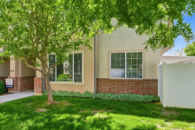 674 Canterbury Ln, North Salt Lake, UT 84054 - #1