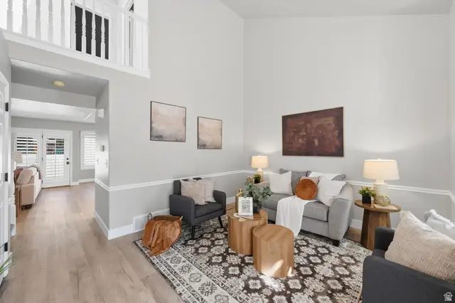 5645 S Highland Park Ct, Holladay, UT 84121 - #3