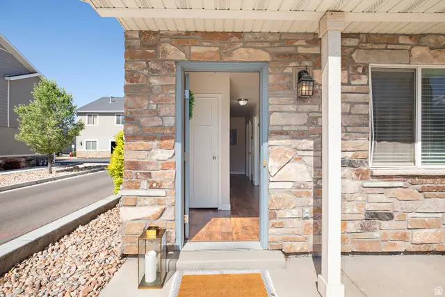 256 N 750 E, Vineyard, UT 84059 - #3